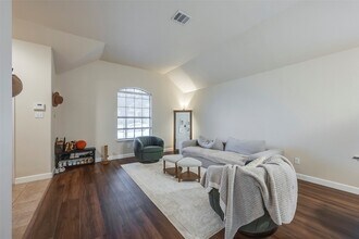 8143 Guadalupe Rd in Arlington, TX - Building Photo - Building Photo