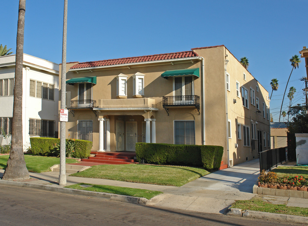 1206 12th St in Los Angeles, CA - Foto de edificio