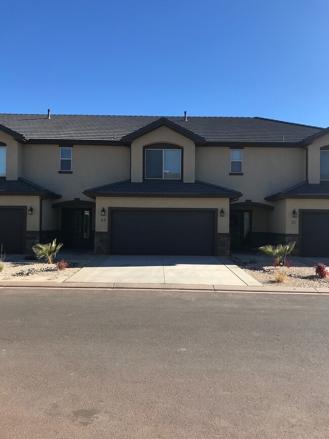 property at 2520 Blackhawk Dr