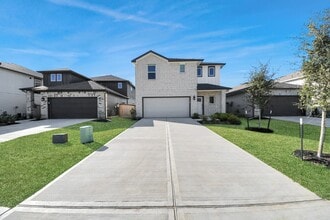 16690 Sterling Clf St in Conroe, TX - Building Photo - Building Photo