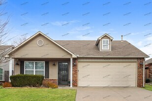 4669 E 148th St S in Bixby, OK - Building Photo