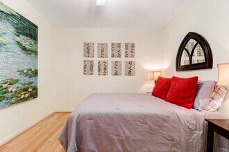 412 St Charles Ct in Charleston, SC - Building Photo - Building Photo