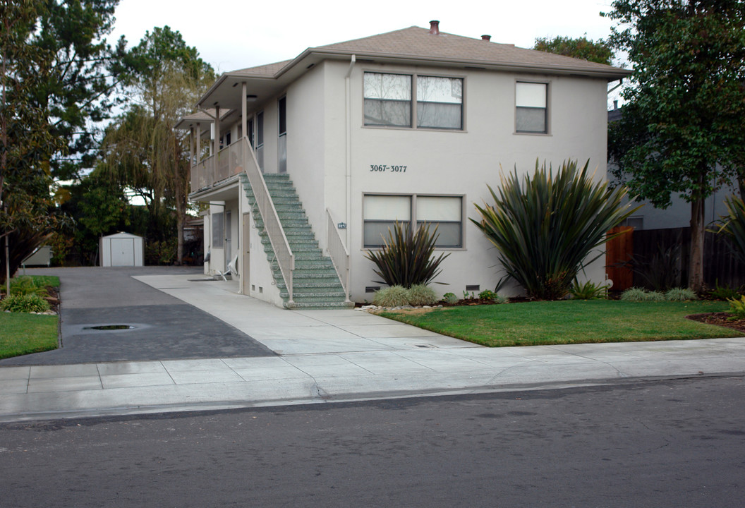 Emerson South Apartments in Palo Alto, CA - Building Photo