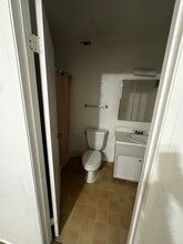 385 Locust St in Gridley, CA - Foto de edificio - Building Photo