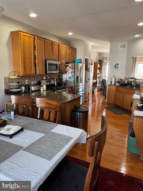 6357 Regal Oak Dr in West Springfield, VA - Building Photo - Building Photo