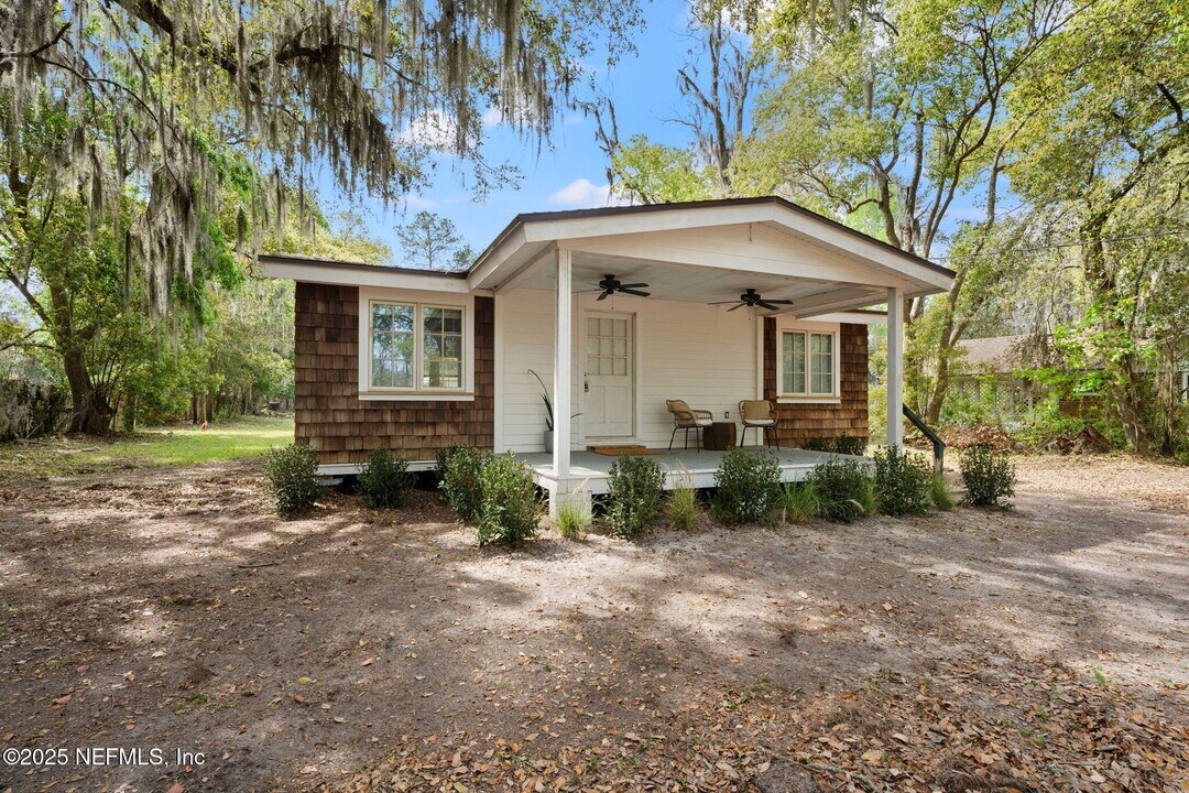 3520 Bessent Rd in Jacksonville, FL - Building Photo