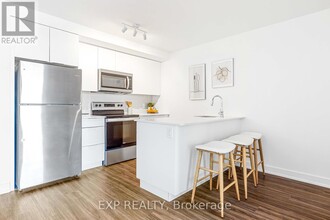 1366-1366 Carling Ave in Ottawa, ON - Building Photo - Building Photo
