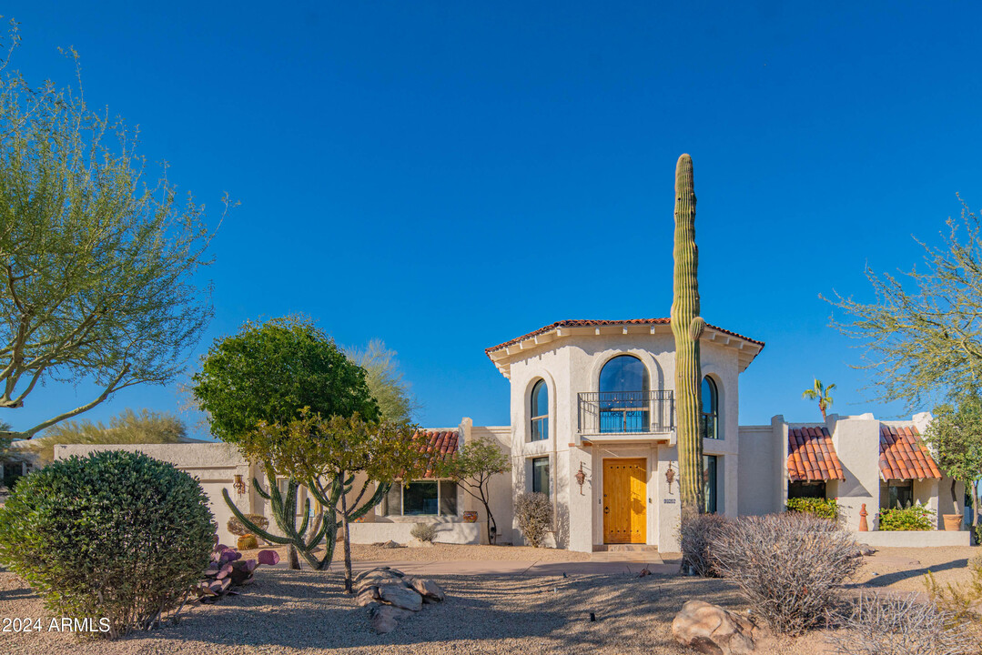 17426 Brantley Dr in Fountain Hills, AZ - Foto de edificio