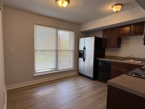 9 Colonial Way in Aston Township, PA - Building Photo - Building Photo