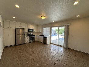 7026 Westbrook Ave in Las Vegas, NV - Building Photo - Building Photo