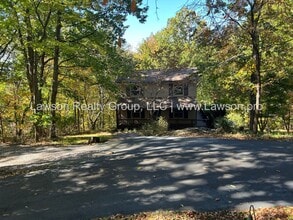 118 Cascade Dr in Vinton, VA - Building Photo - Building Photo