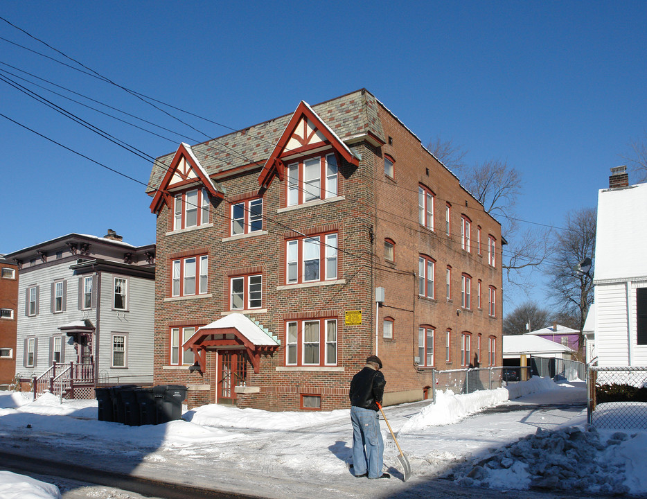 22-24 Bonner St in Hartford, CT - Building Photo