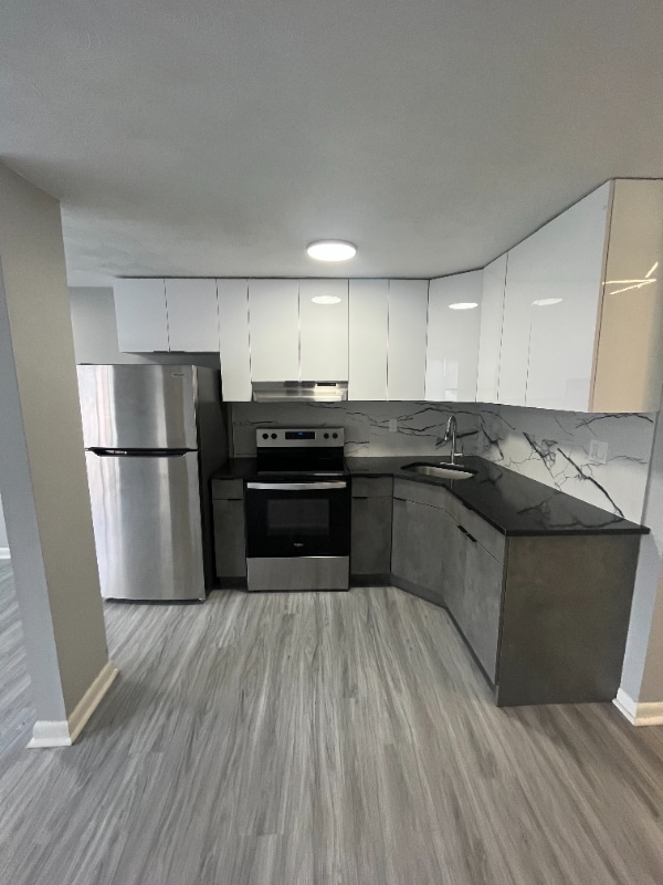 31 Gillett St