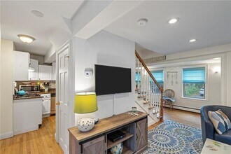 7 Bacheller St in Newport, RI - Building Photo - Building Photo