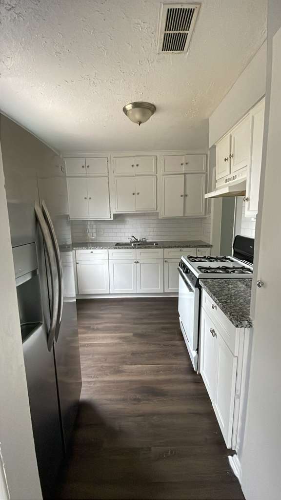 property at 7301 Brockley Ln