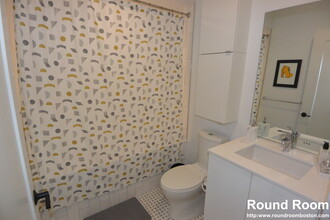 45 Burnett St in Boston, MA - Building Photo - Building Photo