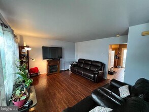 3151 Montrose Ave in Reading, PA - Building Photo - Building Photo