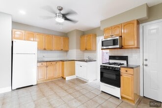 59-69-69 58th Rd in Queens, NY - Building Photo - Building Photo