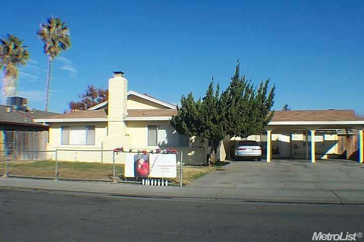 703 Astor St in Stockton, CA - Building Photo