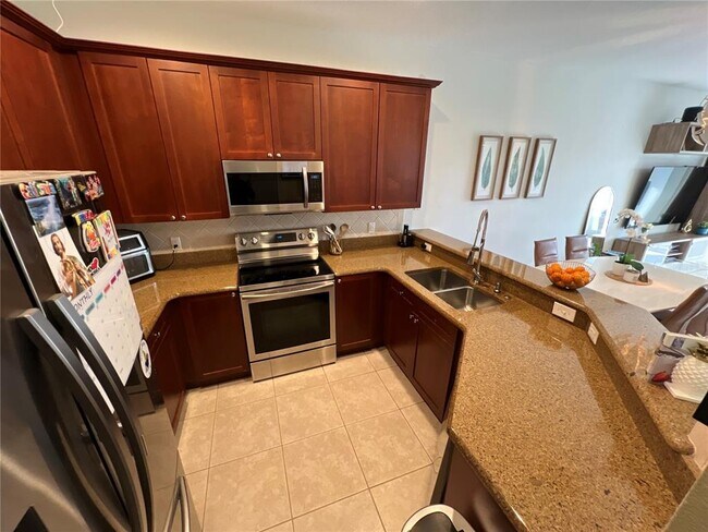 6011 Strada Isle Wy in Orlando, FL - Building Photo - Building Photo