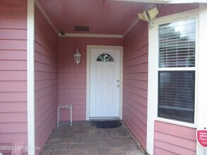 14317 Coral Reef Dr S in Jacksonville, FL - Building Photo - Building Photo