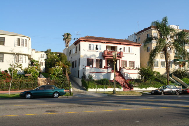 421 S Rampart Blvd in Los Angeles, CA - Building Photo - Building Photo