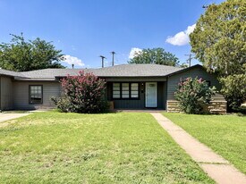 5508 43rd St in Lubbock, TX - Building Photo
