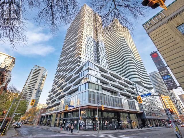 property at 85-1285 Wood St