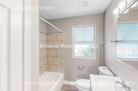 906 Allendale St photo'