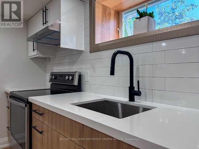 property at 18 Sunset Trail