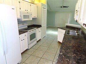 110 Melton Ave in Sebastian, FL - Building Photo - Building Photo