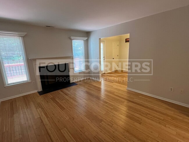 3910 New Garden Park in Greensboro, NC - Building Photo - Building Photo