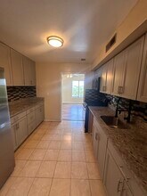 6001 Arlington Blvd, Unit 501 in Falls Church, VA - Foto de edificio - Building Photo