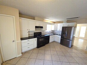 4718 Reynaldo Dr in Spring, TX - Building Photo - Building Photo