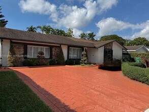 9412 SW 127th Ave in Miami, FL - Building Photo - Building Photo