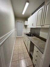 22 Derby St in Worcester, MA - Foto de edificio - Building Photo