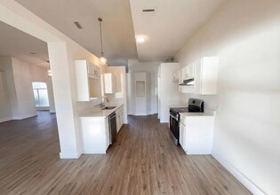 976TAMMY COVE Ln in Jacksonville, FL - Building Photo - Building Photo