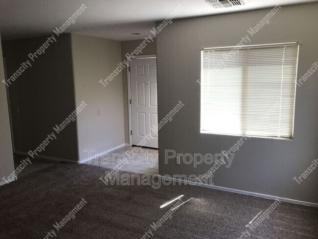 39672 N Webb Cir in San Tan Valley, AZ - Building Photo - Building Photo