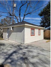 8041 Howard Dr in Houston, TX - Building Photo - Building Photo