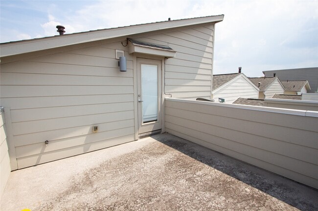 property at 2779 Clinton Dr