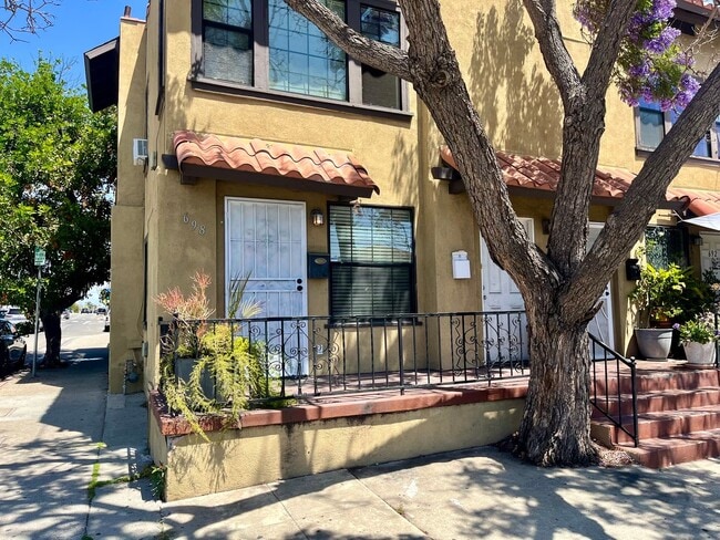 property at 696-698 W 14th St