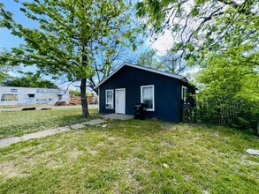 519 N 12th St in Temple, TX - Building Photo - Building Photo