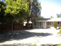 Chestnut Street Apartments in Escondido, CA - Building Photo - Building Photo