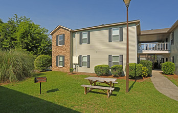 Campus Side Apartments in Augusta, GA - Building Photo - Building Photo