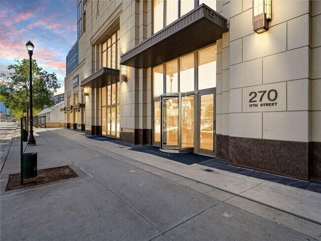 270 17th St NW in Atlanta, GA - Building Photo - Building Photo