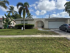9651 Sunset Strip in Sunrise, FL - Building Photo - Building Photo