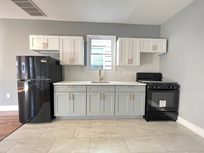255 N 19th St, Unit 2