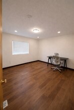 1361 1/2 W Adams Blvd in Los Angeles, CA - Building Photo - Building Photo