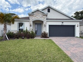 5075 Grand Teton Ct in DeLand, FL - Building Photo