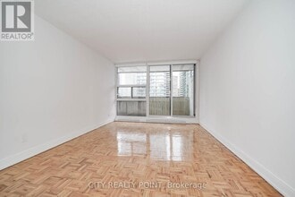 33 Isabella St in Toronto, ON - Building Photo - Building Photo